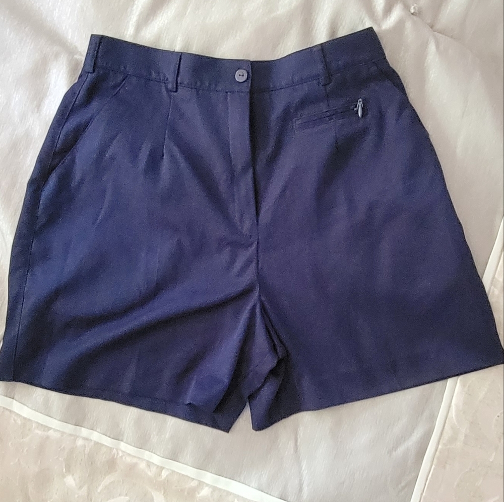 Womens Golf Shorts - Picture 5 of 6